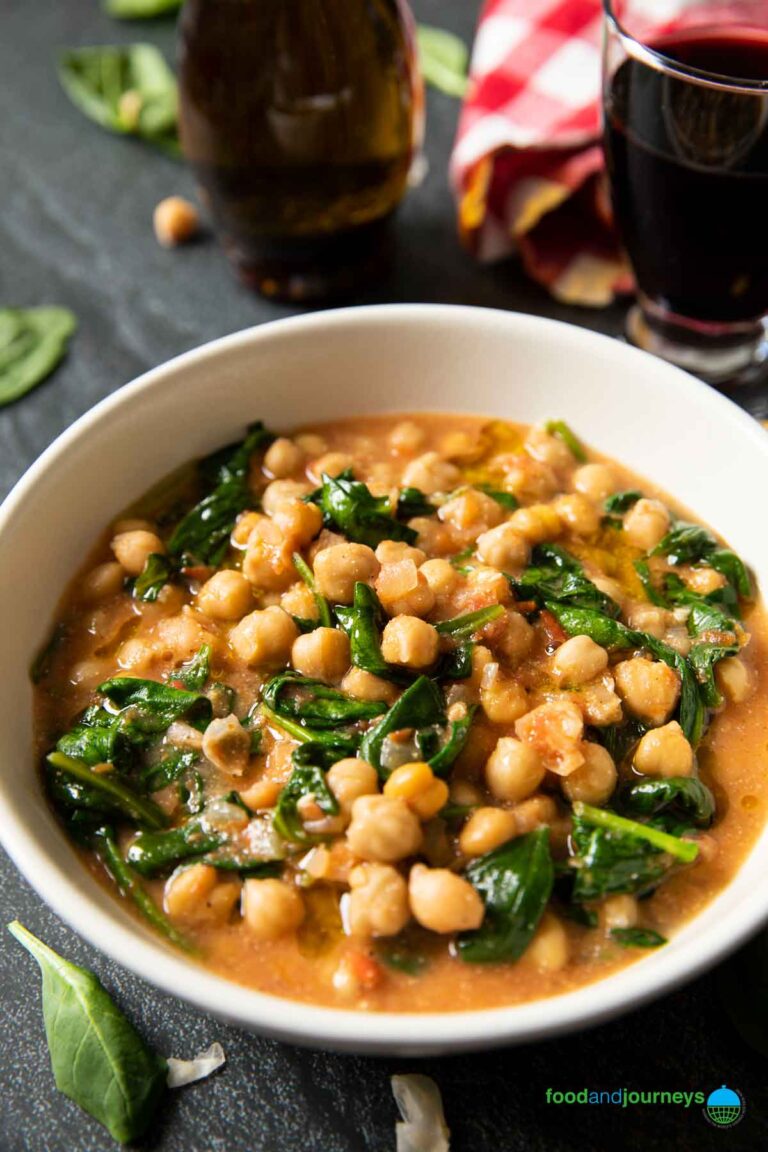 Spanish Spinach and Chickpeas (Espinacas con Garbanzos) Food and